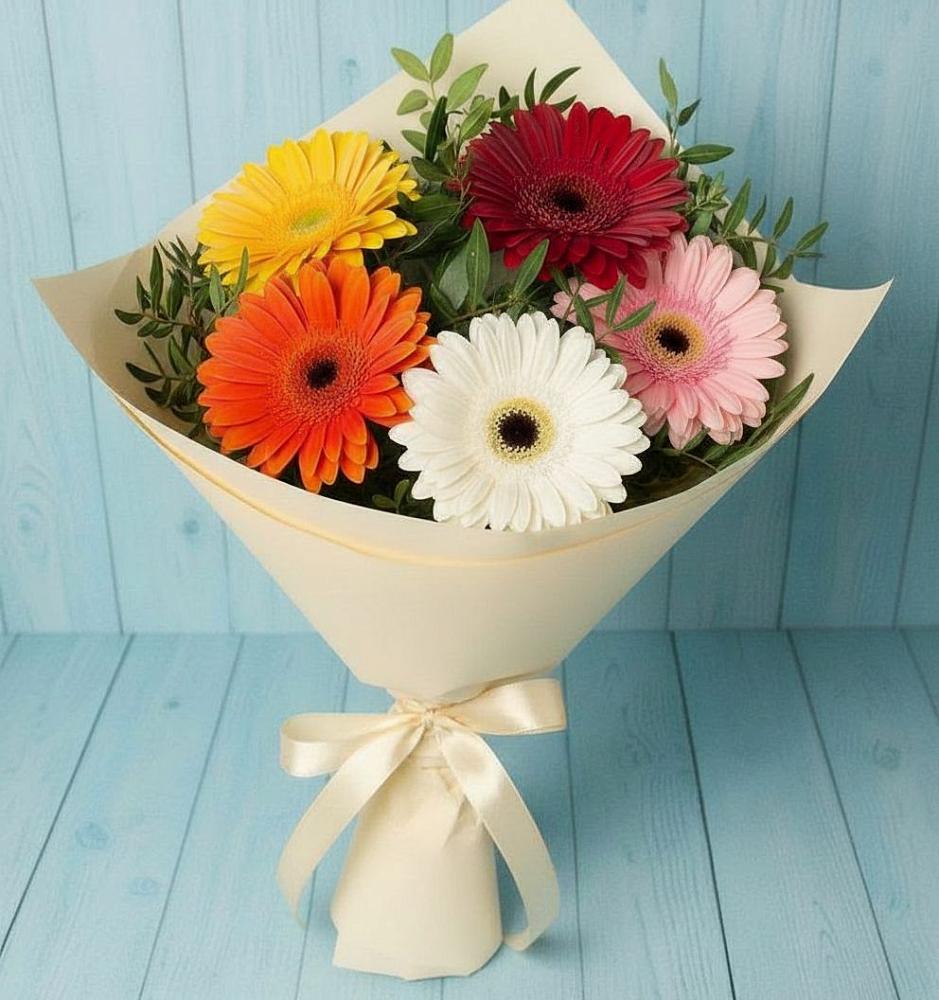 Букет праздник в Красноярске Букет цветов из: Герберы в Красноярске