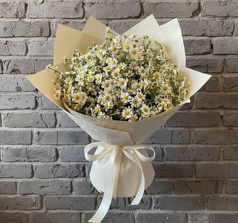 Букет Кустики радости в Красноярске Букет цветов из: Ромашки в Красноярске