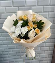 Букет цветов из:  Розы и Хризантемы в Красноярске