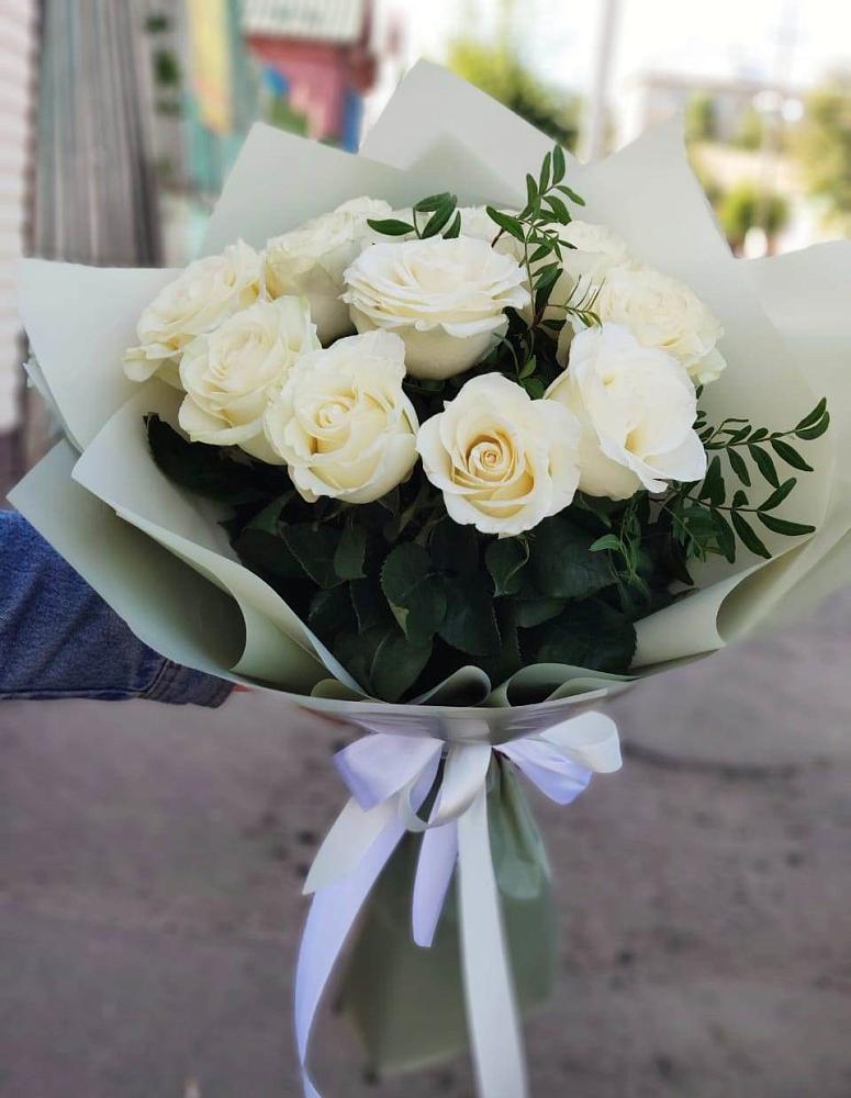 Букет Белые розы Проуд в Красноярске