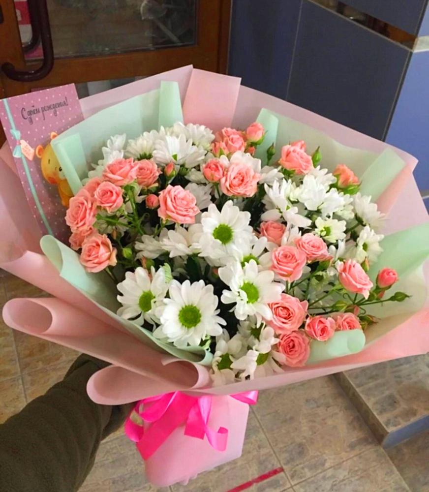 Букет цветов из: Розы и Хризантемы в Красноярске