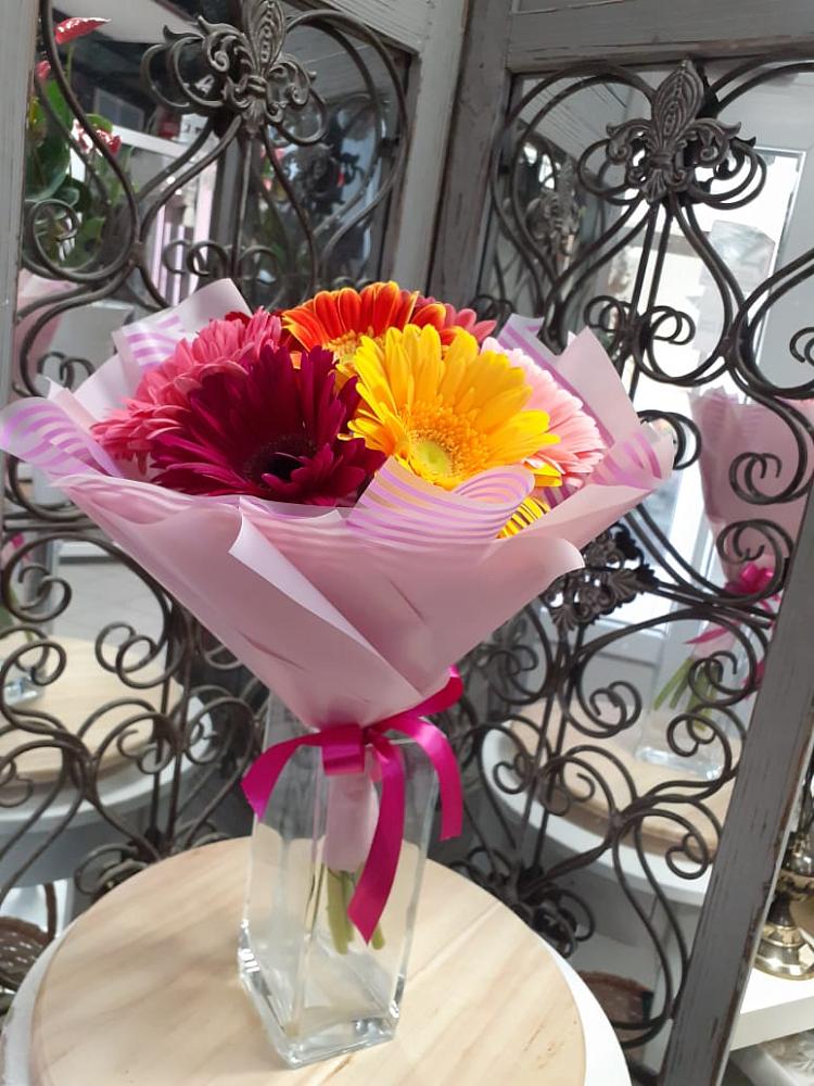 Букет цветов из: Герберы в Красноярске