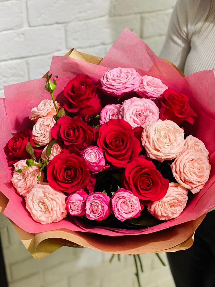 Букет цветов из: Розы в Красноярске