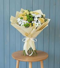 Букет цветов из:  Хризантемы и Розы в Красноярске