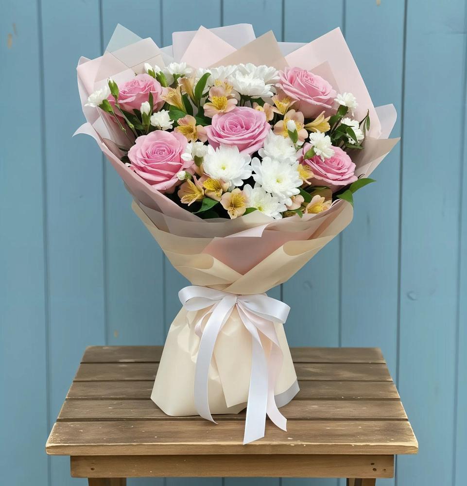 Букет французская меренга в Красноярске Букет цветов из: Гвоздики, Орхидеи и Розы в Красноярске