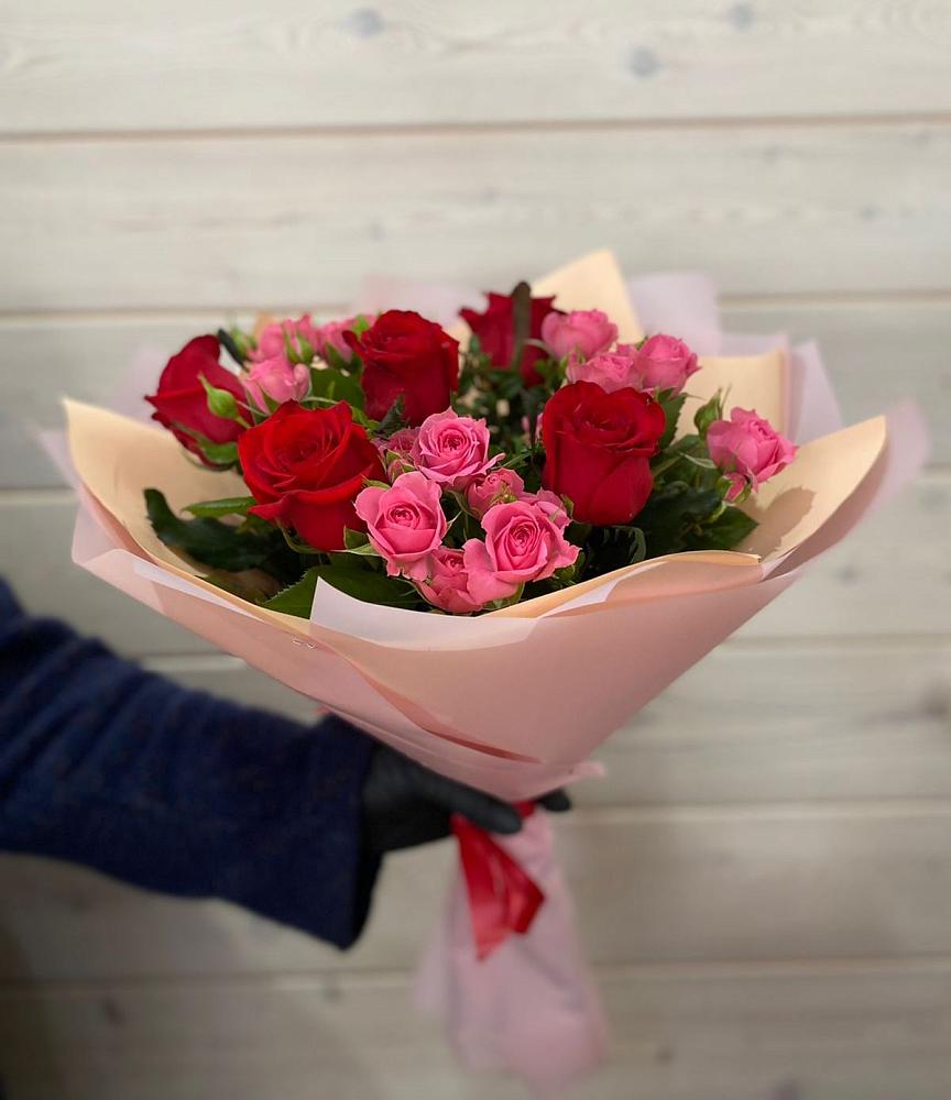 Букет цветов из: Розы в Красноярске