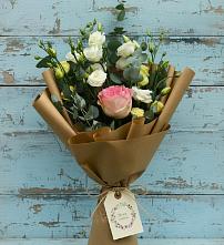 Букет цветов из:  Розы и Лизиантусы #REPLACE_PRED# Красноярске
